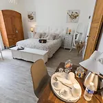 Les Rives De L'escamat Bed & Breakfast Sabres