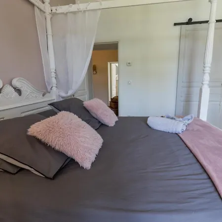 Bed & Breakfast Les Rives De L'escamat 3*