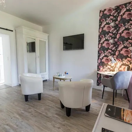 Bed & Breakfast Les Rives De L'escamat 3*