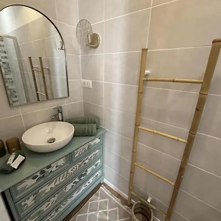 Les Rives De L'escamat Bed & Breakfast Sabres